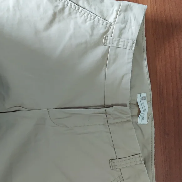 Gap favorite chino cropped, tan, size 8 - Picture 4 of 6